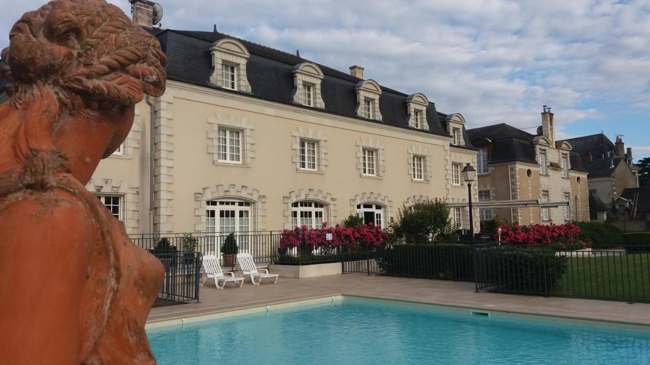 Hotel Spa Le Relais Du Bellay Монтрей-Белле Екстер'єр фото